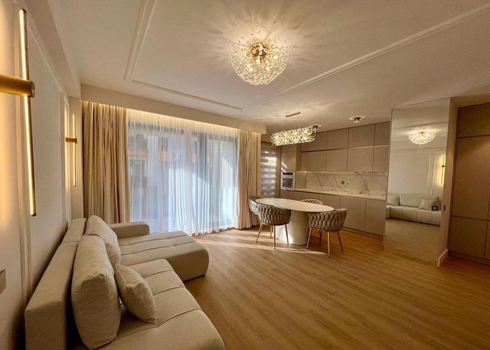 Apartament 3 camere 2 băi 73 mp totul nou