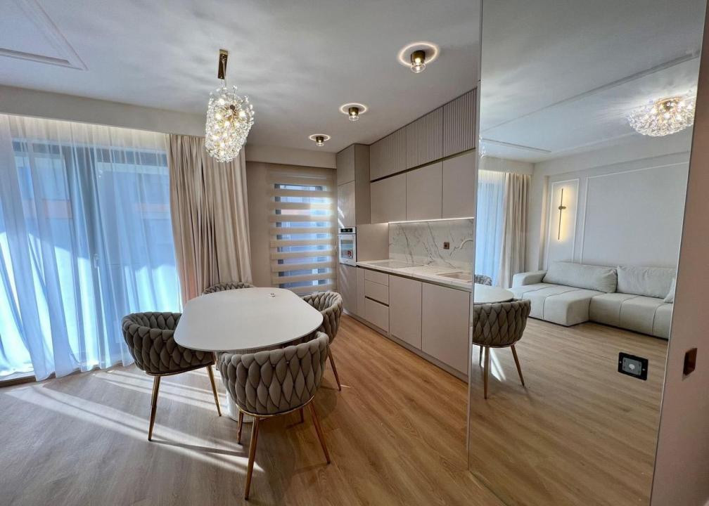 Apartament 3 camere 2 băi 73 mp totul nou