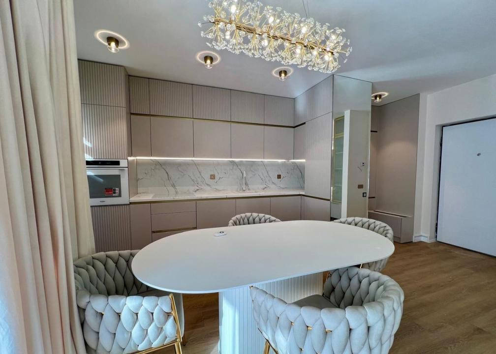 Apartament 3 camere 2 băi 73 mp totul nou