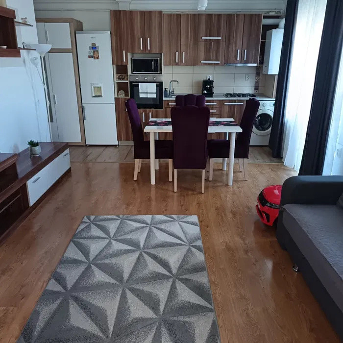 Apartament cu 3 camere, 53 mp, parcare, zona Terra