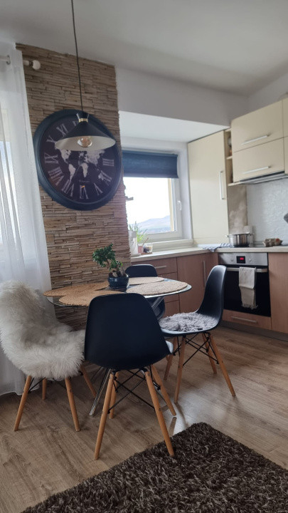 Apartament cu 3 camere, 62,15 mp, balcon, zona Cetatii