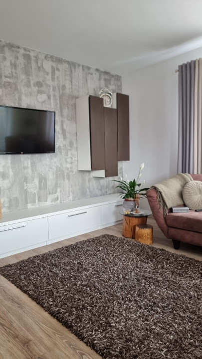 Apartament cu 3 camere, 62,15 mp, balcon, zona Cetatii
