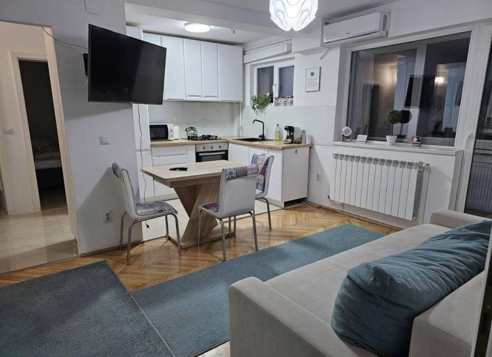 Apartament cu 4 camere,decomandat,zona Manastur-Bucium