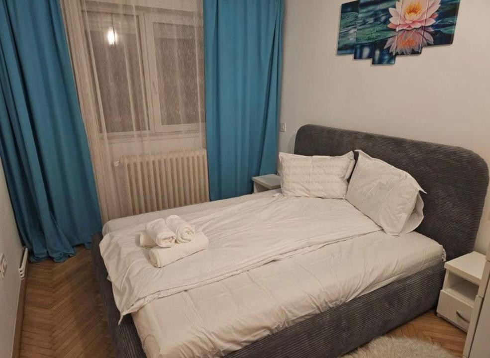 Apartament cu 4 camere,decomandat,zona Manastur-Bucium