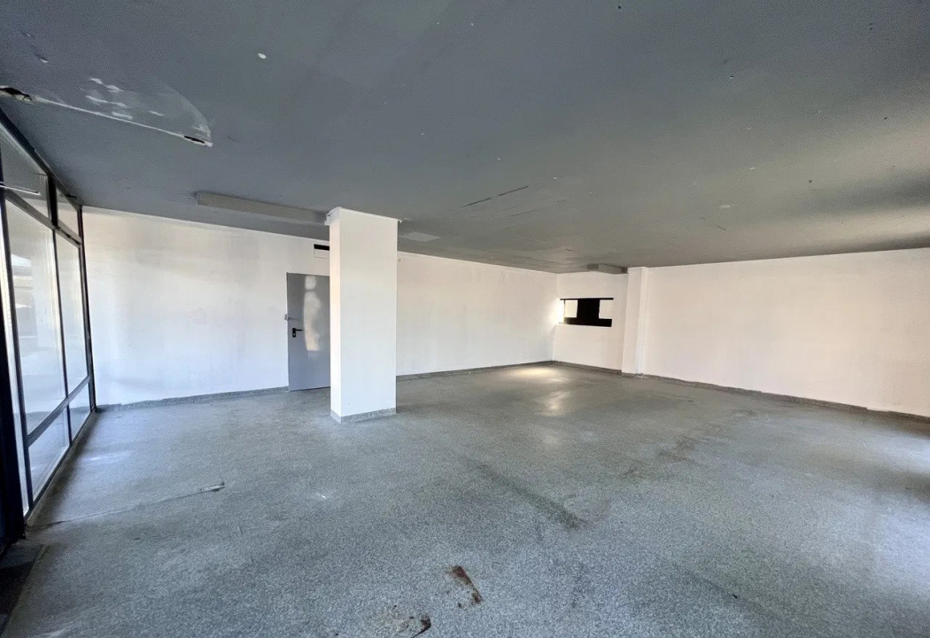 Spațiu comercial, 103mp, vitrină, zona Borhanci