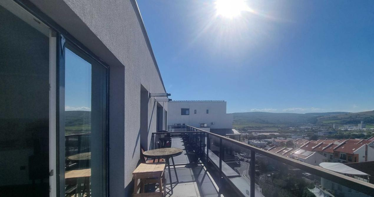 Apartament 1 Cameră, parcare subterană, balcon 8 mp, zona Petrom