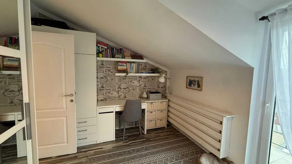 Apartament la cheie cu 2 camere, 52 mp, parcare, bloc nou, zona Edgar Quinet