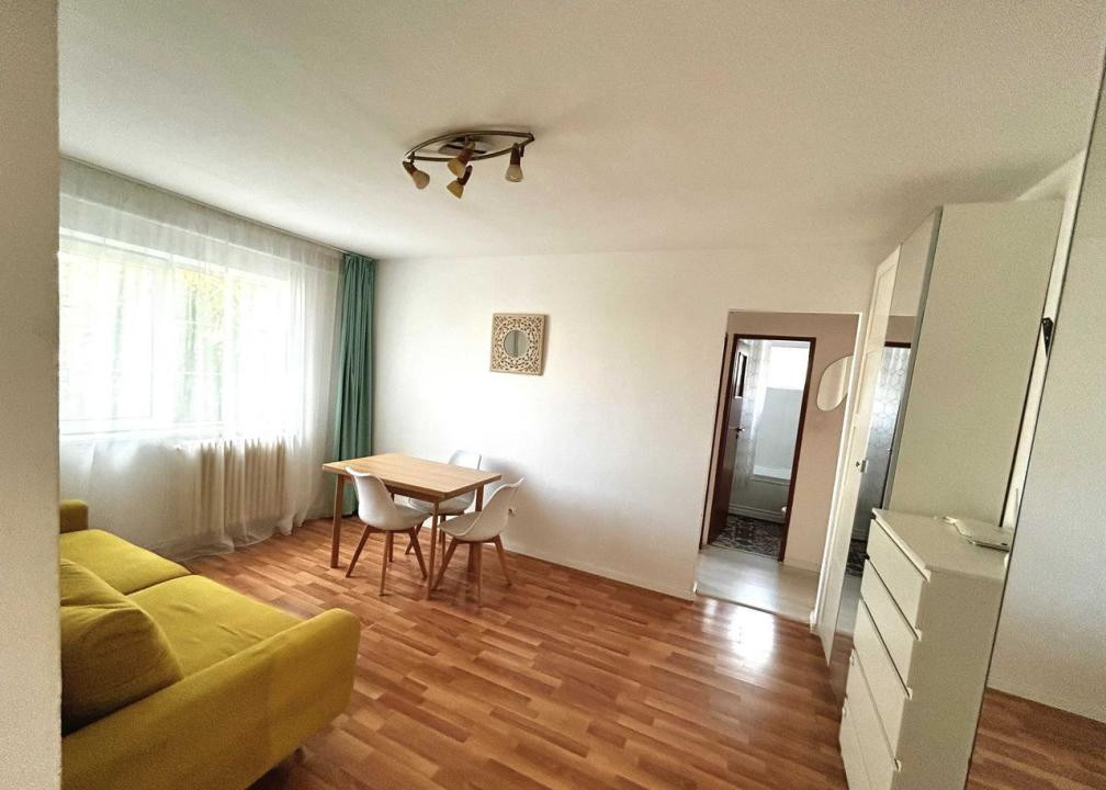Apartament la cheie cu 3 camere, 48 mp, zona Minerva