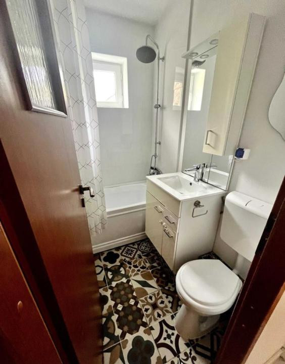 Apartament la cheie cu 3 camere, 48 mp, zona Minerva