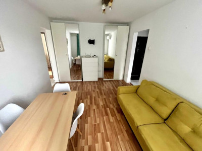 Apartament la cheie cu 3 camere, 48 mp, zona Minerva