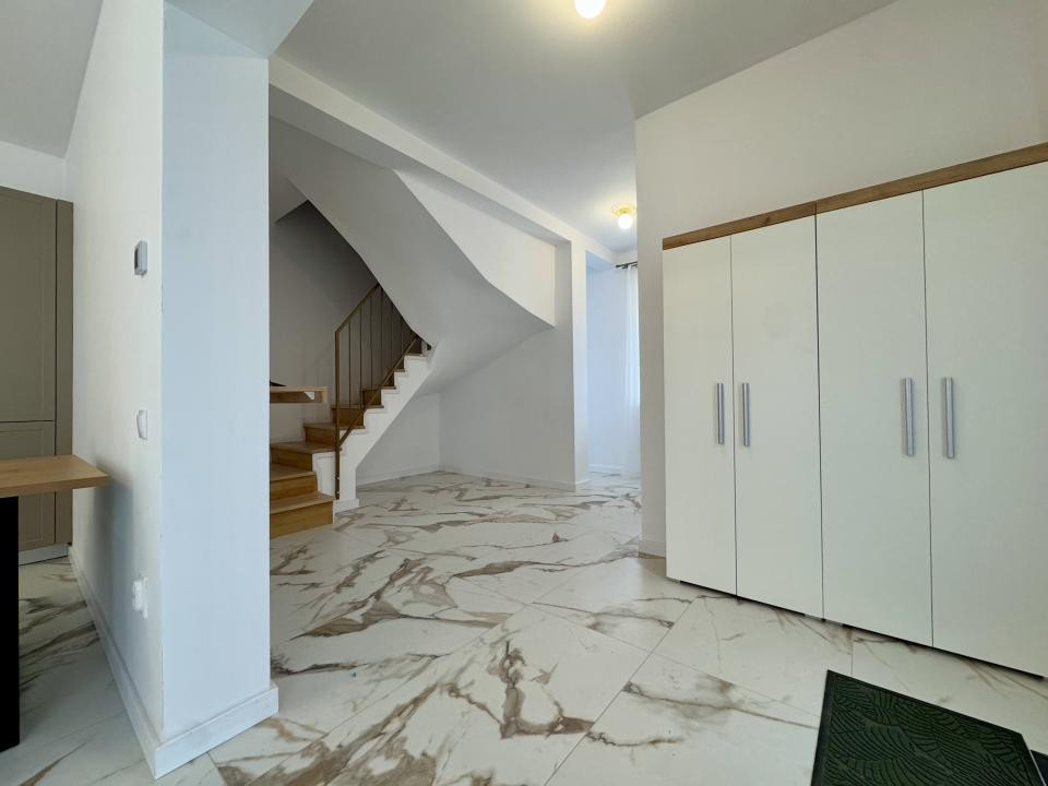 Casă tip duplex, prima închiriere, 145 mp, PETFRIENDLY, zona Oașului