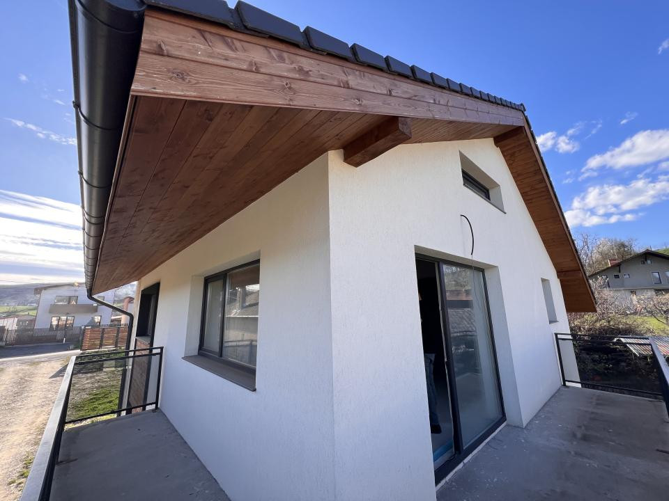 Casa individuala , 120 mp , teren 530 mp, Gilau 