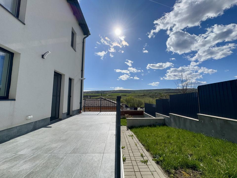 Casă tip duplex, 120 mp utili, teren 180 mp, PETFRIENDLY, zona Oașului