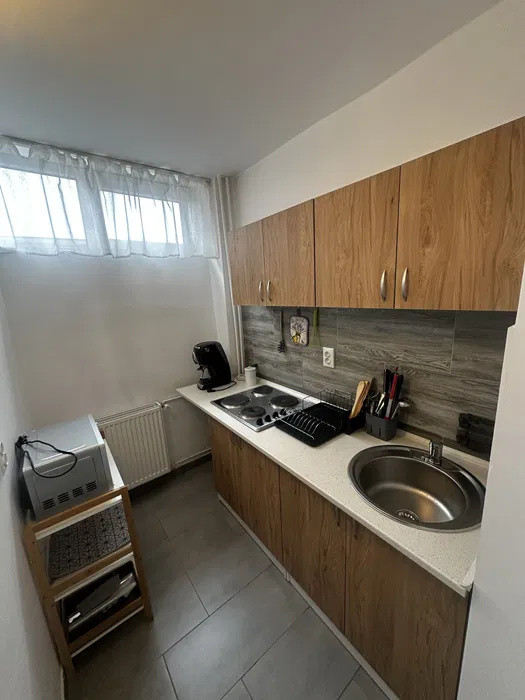 Garsonieră spațioasă 30 mp, complet utilată – Mărăști (Expo), locație excelentă!