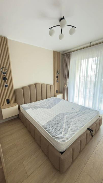 Apartament ultrafinisat,2 camere,etaj intermediar,parcare subterana,zona Eroilor