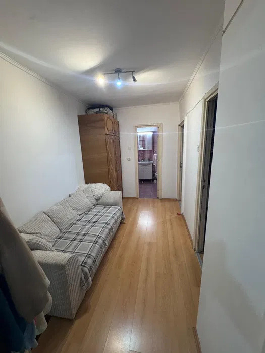 Apartament cu 3 camere, 2 bai, 66 mp, decomandat, Zona Ion Mester