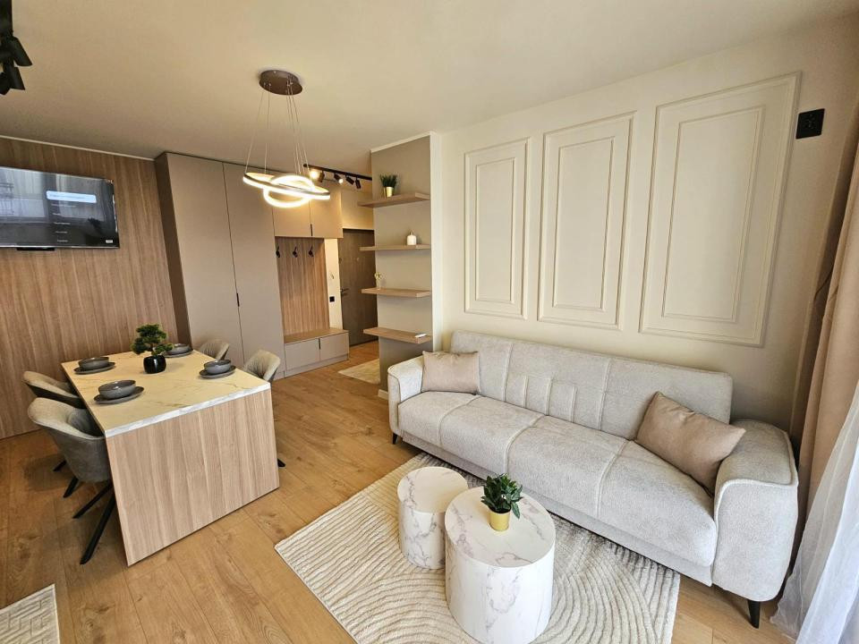 Apartament de 2 camere, 54 mp utili , EROILOR 