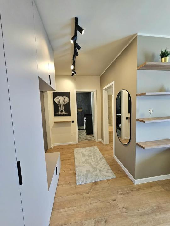 Apartament de 2 camere, 54 mp utili , EROILOR 