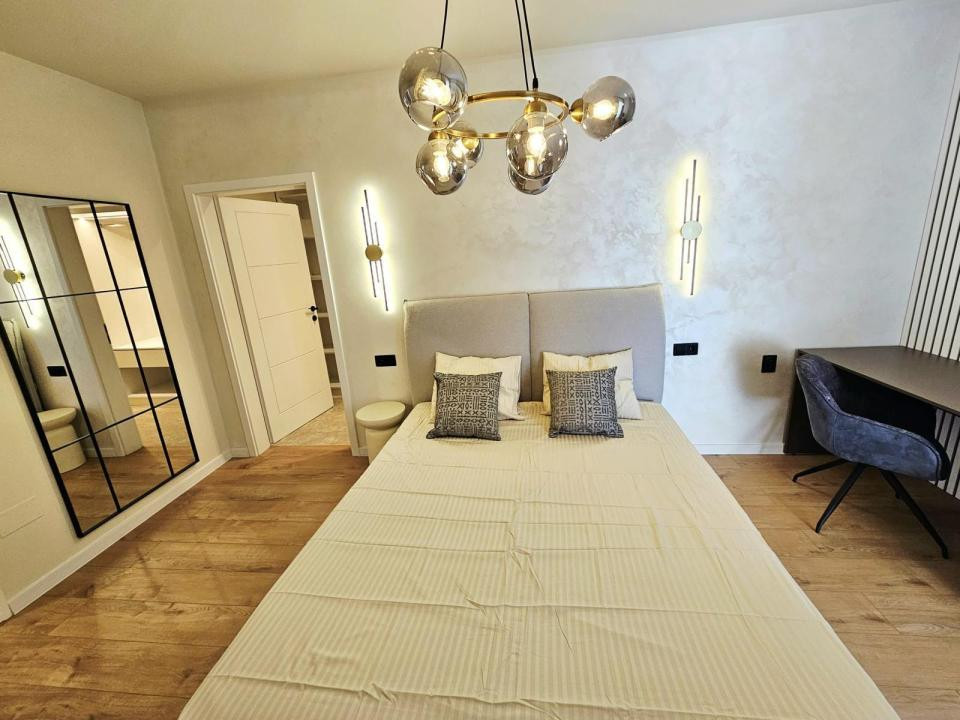 Apartament de 2 camere, 54 mp utili , EROILOR 