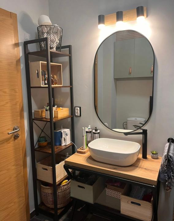 Apartament cu 3 camere,boxa si parcare subterana,zona Iulius Mall