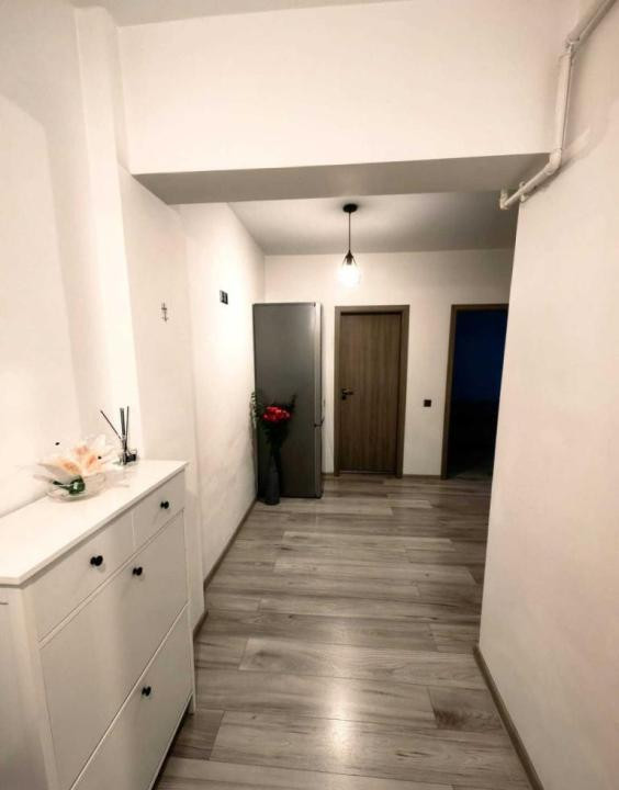 Apartament de inchiriat Floresti (bl. cu Mega)cu parcare
