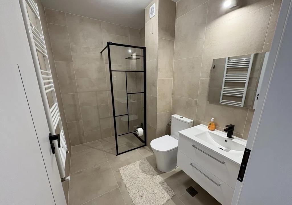 Apartament 2 Camere,Floresti,Str. Eroilor 