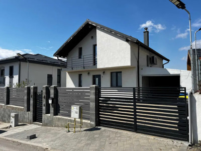 Casa individuala la cheie, 108 mp plus 405 mp teren, garaj, Zona Voronet