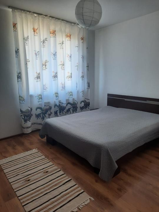 Apartament decomandat, 43 mp, parcare, zona Cetatii