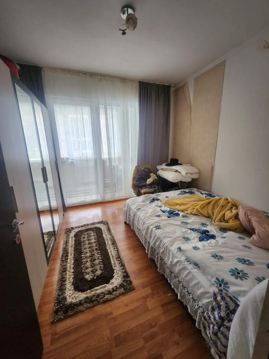 Apartament de vanzare, 57 mp, 3 camere,  zona Porii 