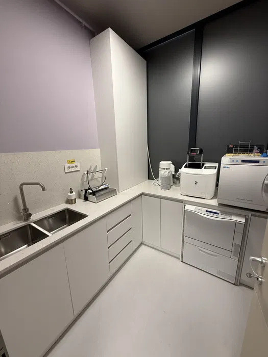 Cabinet stomatologic ultradotat – echipamente premium, gata de utilizare