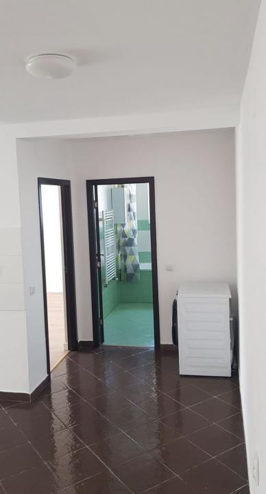 Aparatment cu 3,etaj intermediar zona Eroilor 