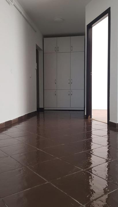 Aparatment cu 3,etaj intermediar zona Eroilor 