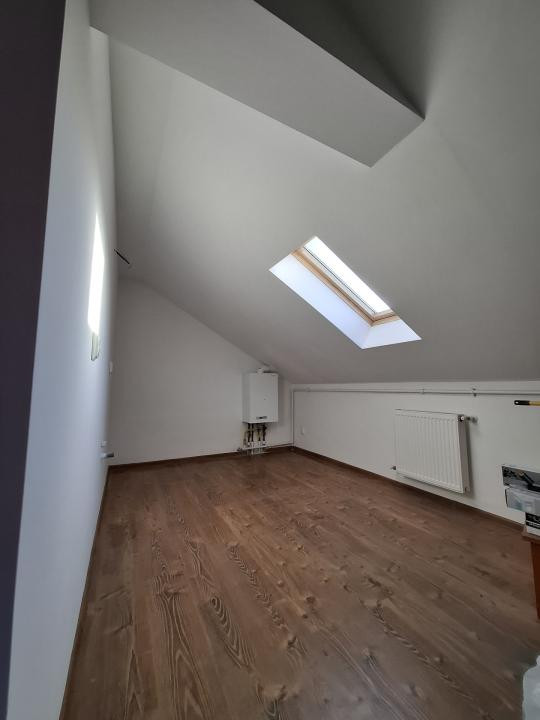Apartament cu 2 camere, 71 mp, zona Cetatii