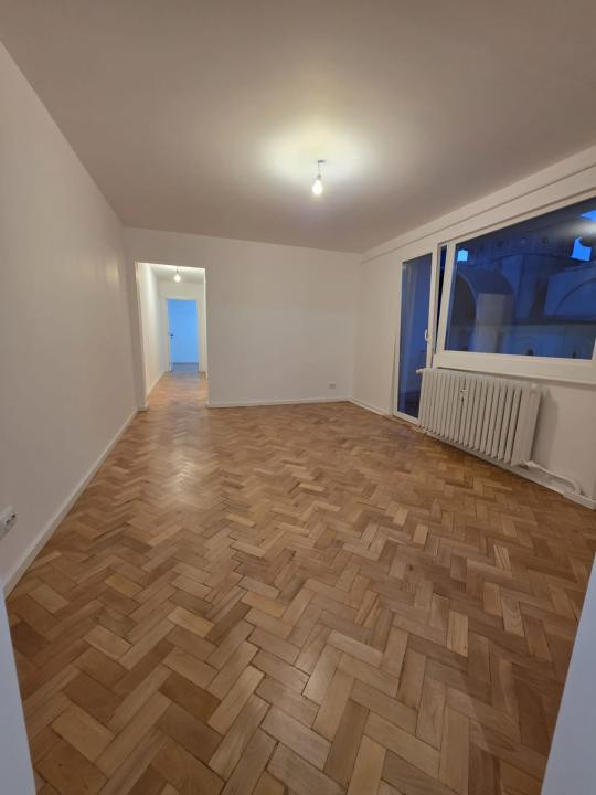 3 camere decomandat renovat complet | Gheorgheni – P-ța Hermes | 62 mp | balcon