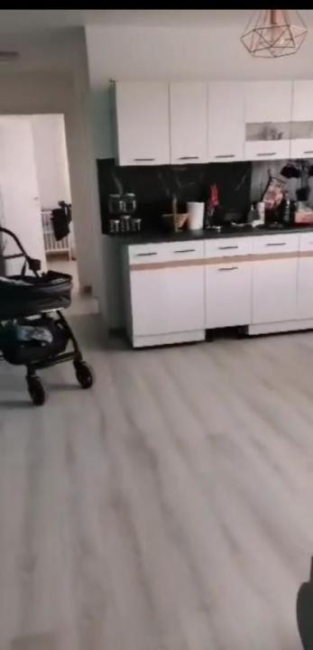 Apartament de 50m mp utili, parter înalt 