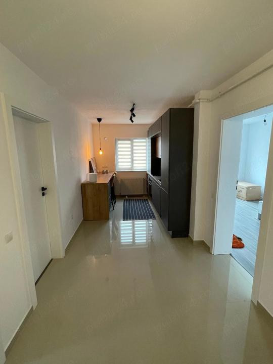 Apartament cu 2 camere, 54 mp, parcare, zona Eroilor