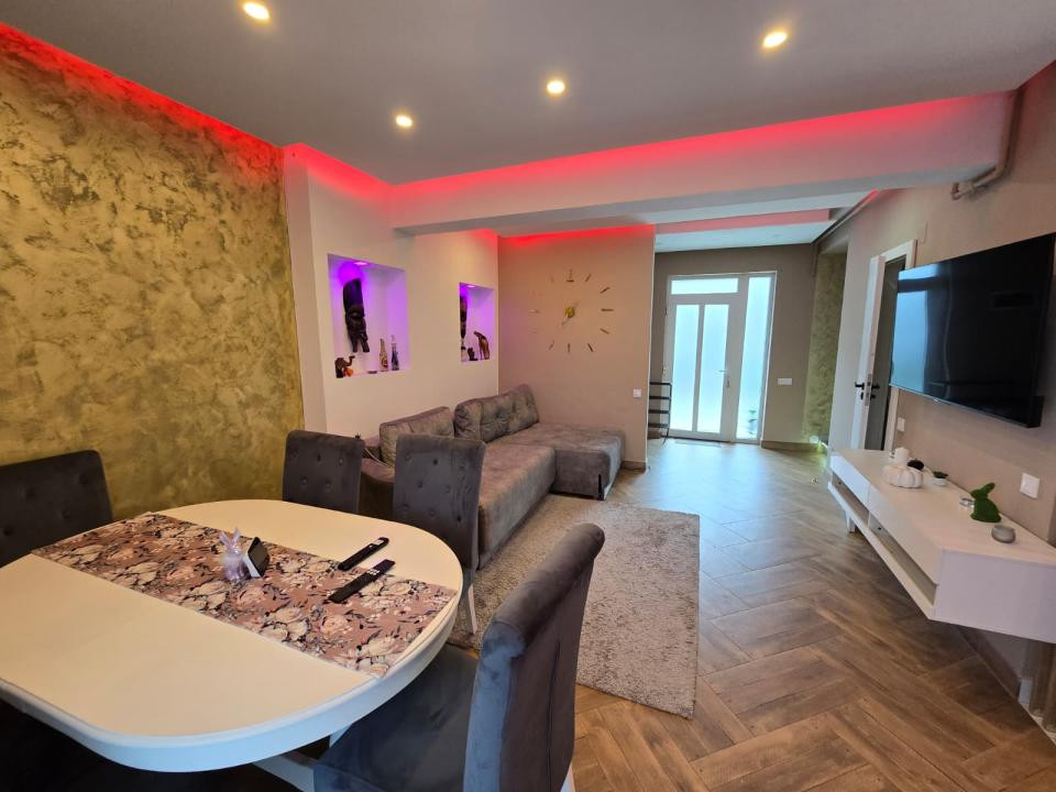 Casa insiruita 4 camere moderna la cheie, parcare subterana si boxa