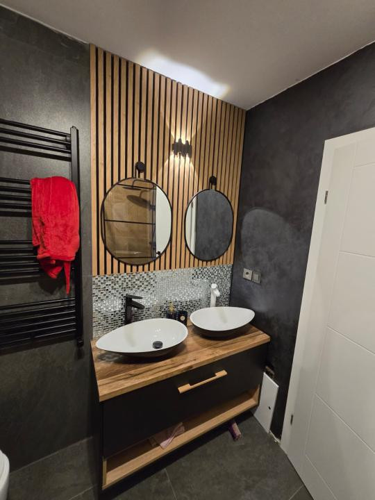 Casa insiruita 4 camere moderna la cheie, parcare subterana si boxa