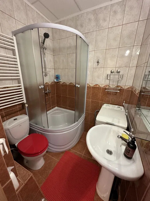 Apartament 1 cameră, 40 mp, Zona The Office, AC + centrală proprie, pet friendly