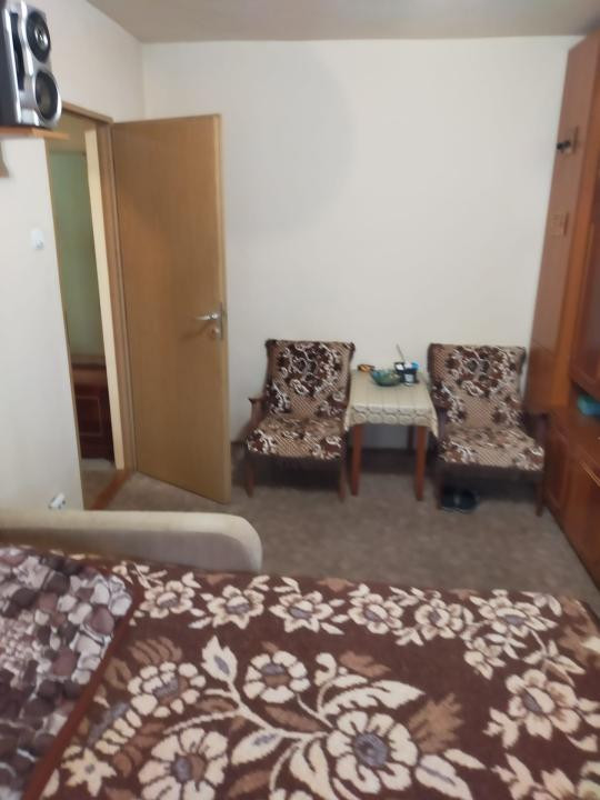 Apartament cu 3 camere decomandate, 65mp, in zona Piata Flora