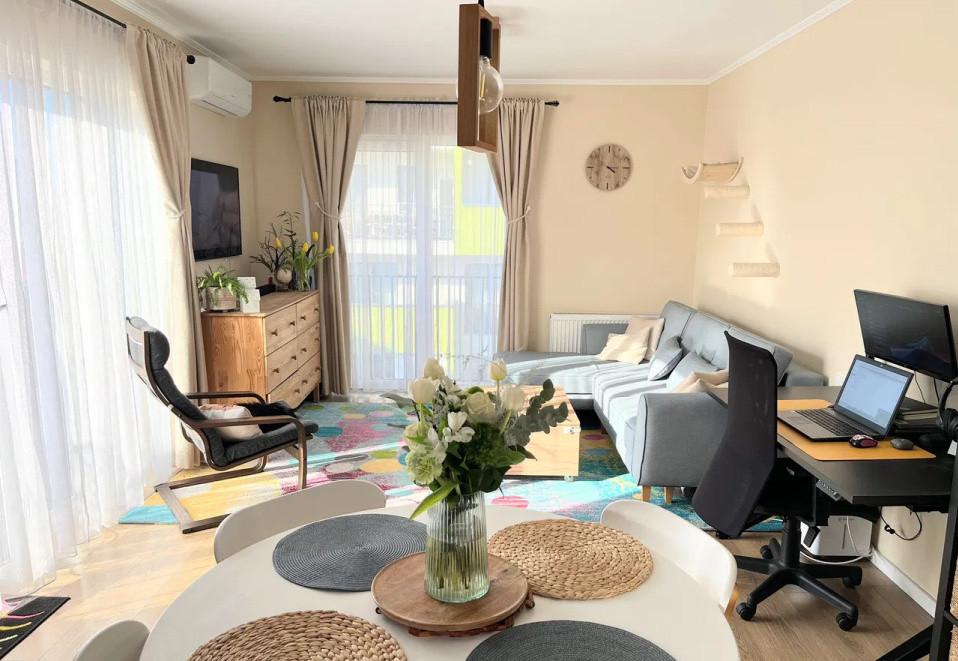 Apartament 2 camere, 53 mp, terasa 16 mp, etaj intemediar, parcare, Zona Europa