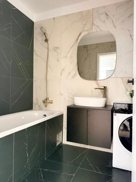 Apartament de 2 camere, 49 mp,Ultramodern,Mobilat/Utilat, Zona Eroilor