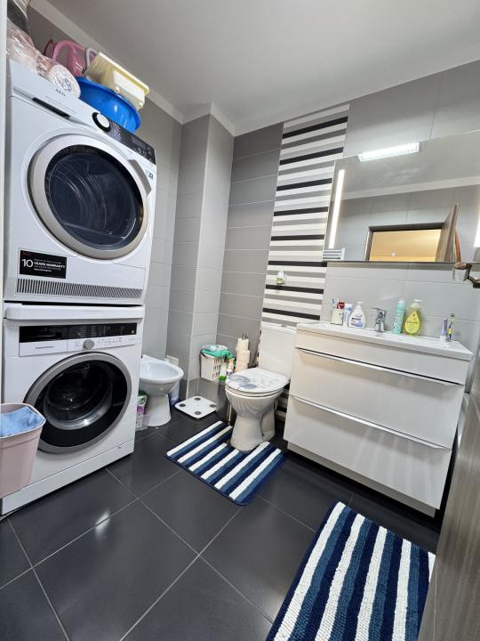 Apartament de 3 camere, 68 mp, Mobilat/Utilat,Parcare,Zona Tineretului