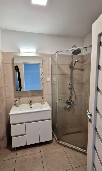 Apartament 2 camere, 47 mp, etaj intermediar, parcare, zona Corneliu Coposu
