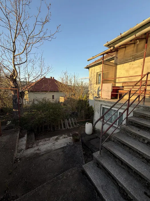 Casă Gruia | teren 380 mp | 2 fronturi | OPORTUNITATE