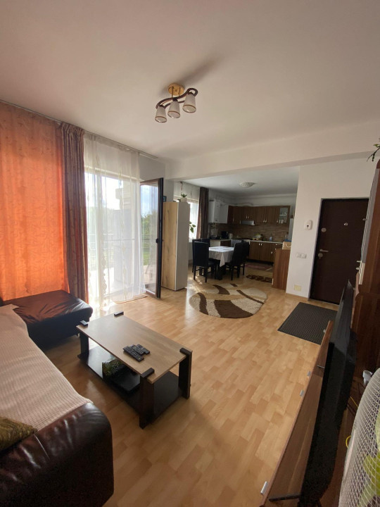 Apartament de 65 mp utili,parcare inclusa,etaj intermediar