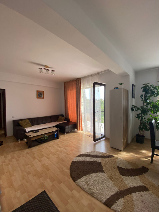 Apartament de 65 mp utili,parcare inclusa,etaj intermediar