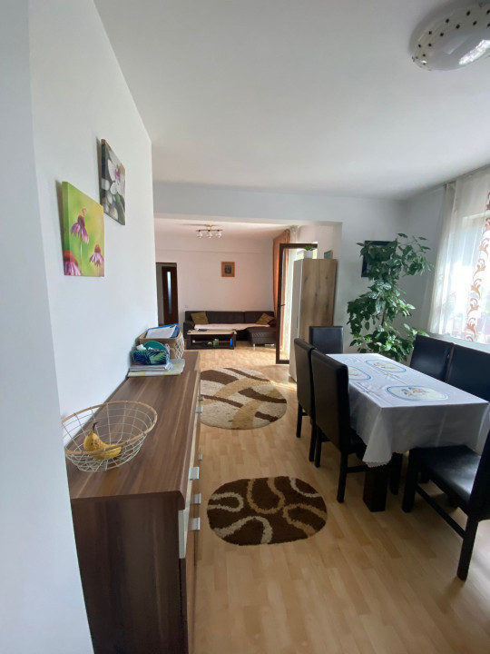Apartament de 65 mp utili,parcare inclusa,etaj intermediar