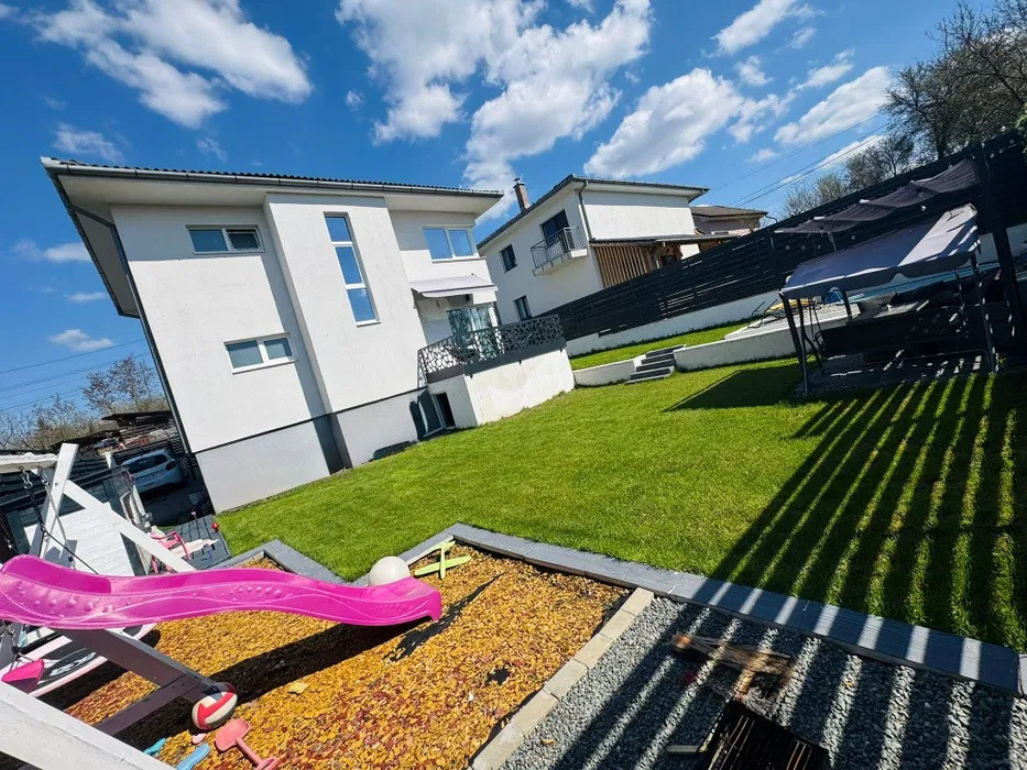 Casa individuala la cheie, 5 camere, 120mp, 400 teren, piscina, Loc Jucu de Sus