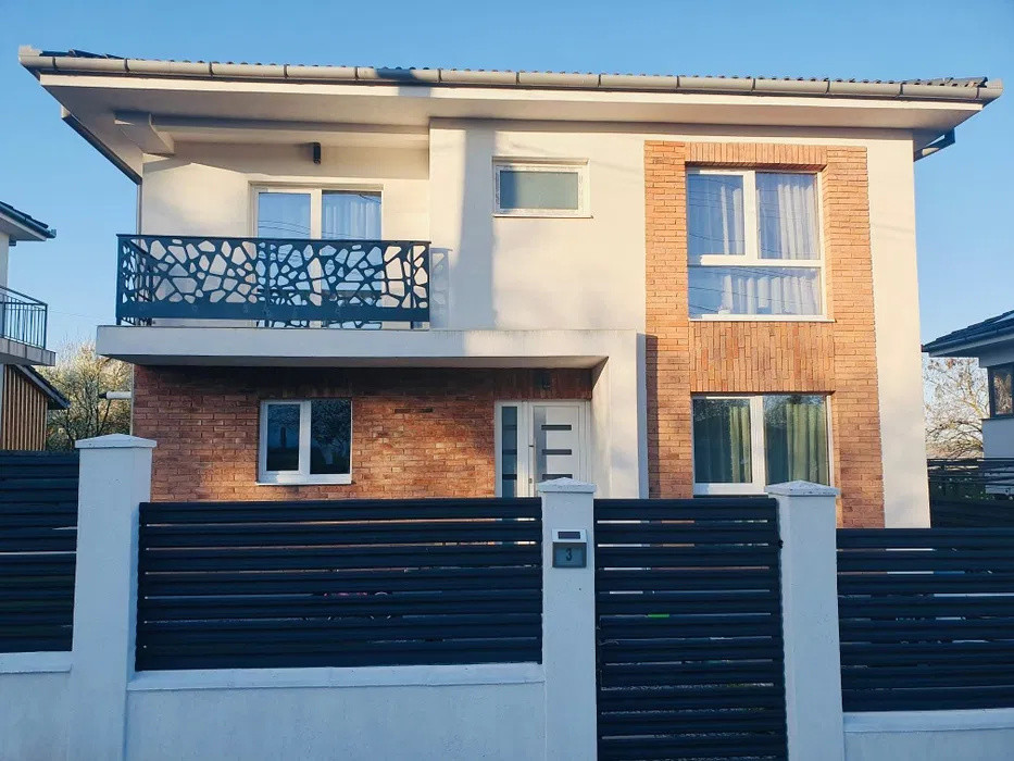 Casa individuala la cheie, 5 camere, 120mp, 400 teren, piscina, Loc Jucu de Sus